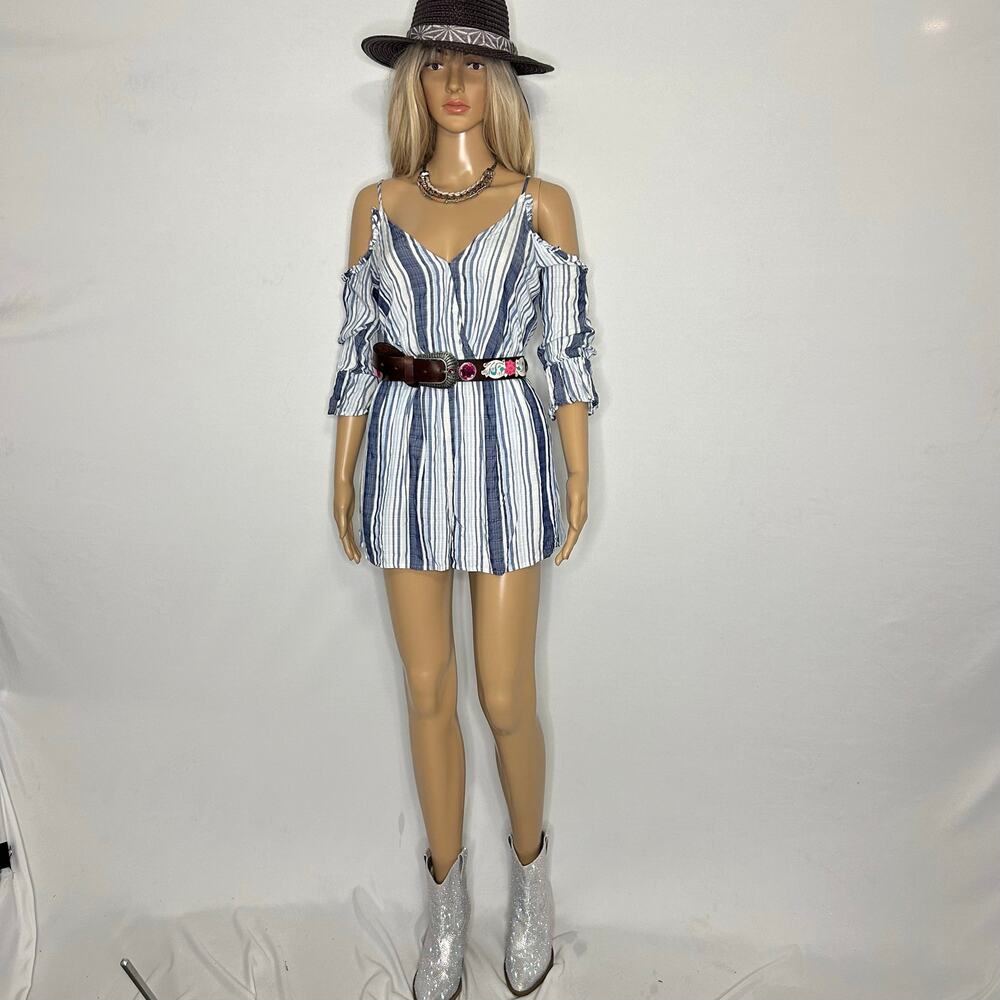Shyanne Women’s XS Blue White Striped Cold Shoulder Romper Western Boho